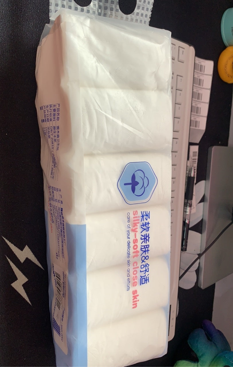 White Toilet Paper for Everyday Household Use